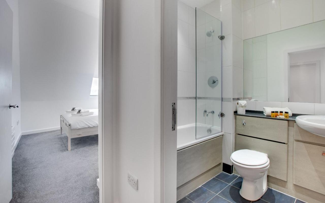 Crown Apartments 5A By Week2Week Newcastle upon Tyne Eksteriør bilde